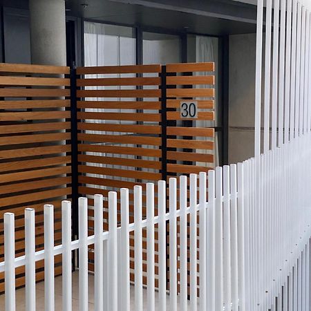 The Gallery Luxe 1 Bedroom Executive Apartment In The Heart Of Braddon Wine Secure Parking Wifi Canberra Kültér fotó