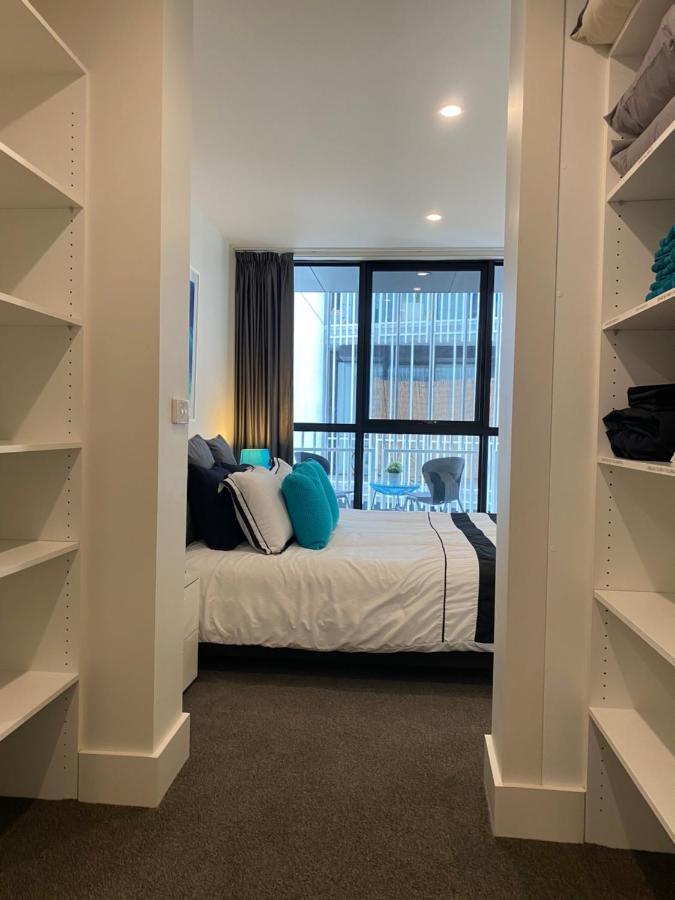 The Gallery Luxe 1 Bedroom Executive Apartment In The Heart Of Braddon Wine Secure Parking Wifi Canberra Kültér fotó