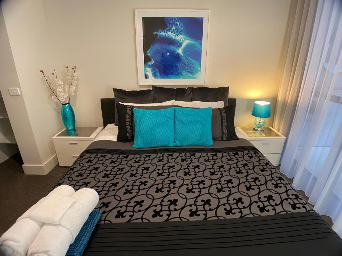 The Gallery Luxe 1 Bedroom Executive Apartment In The Heart Of Braddon Wine Secure Parking Wifi Canberra Kültér fotó