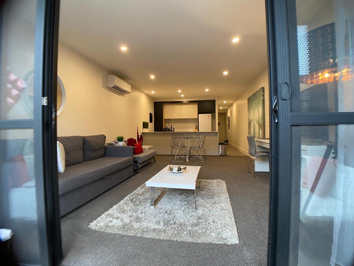 The Gallery Luxe 1 Bedroom Executive Apartment In The Heart Of Braddon Wine Secure Parking Wifi Canberra Kültér fotó